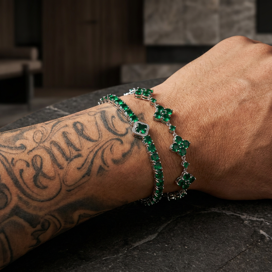 Pulseira Cravejada Trevo e Tennis Esmeralda | AuraLux
