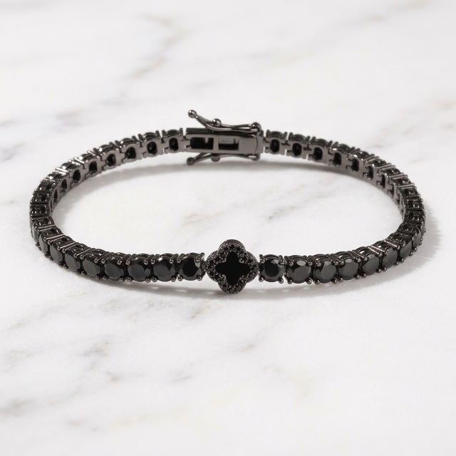 Pulseira Masculina Cravejada Trevo Preto | OnyxLux - Preto